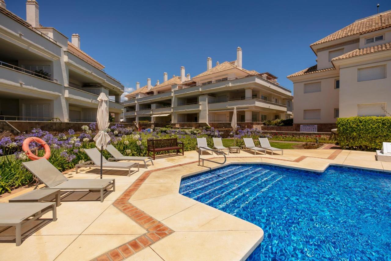 Heaven Beach Apartment 405 Estepona Exterior photo