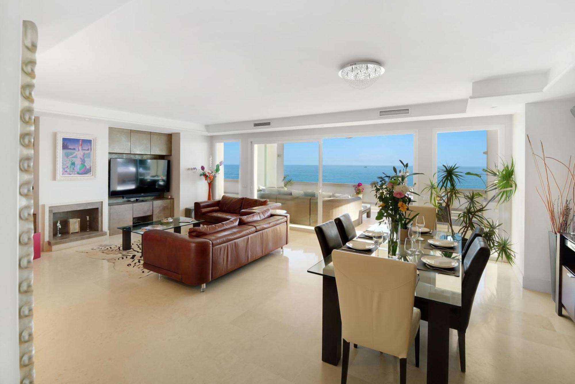 Heaven Beach Apartment 405 Estepona Exterior photo